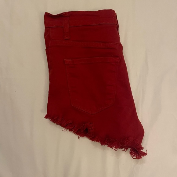 Little Red - Picture 2 of 4